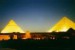 Svítící pyramidy